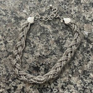 Express silver necklace